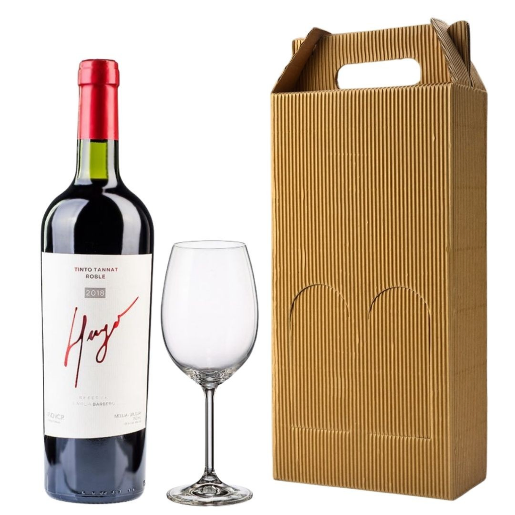 Vino hugo roble con copa